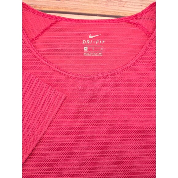 Nike Womens Pink Dri-Fit Mesh Tshirt Medium - Picture 4 of 9